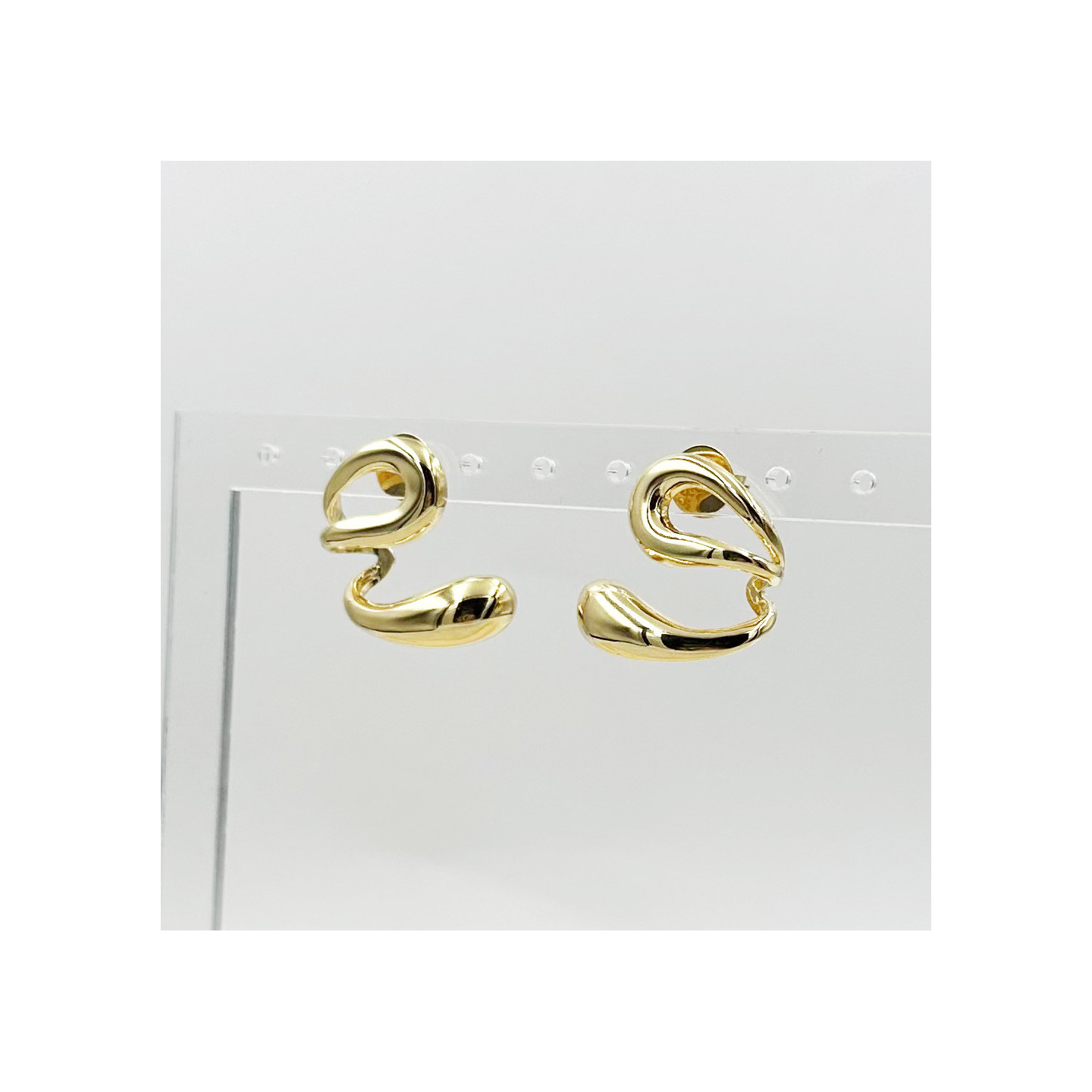 Bruna's Choice Quito Studs - 18k gold plated